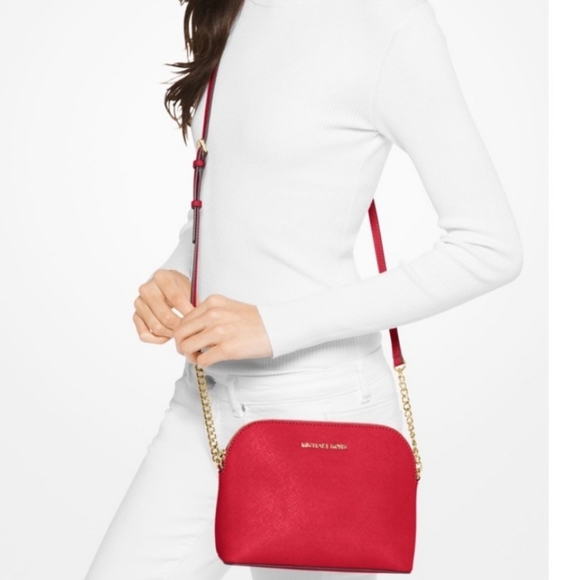 Michael Kors Handbags - 💯NWT Micheal Kors Cindy Crossbody